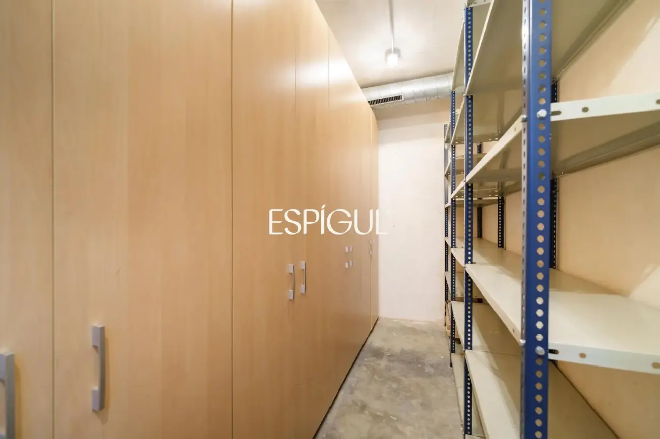 Ground floor apartment with pool in Parc Central, Sant Cugat del Vallès