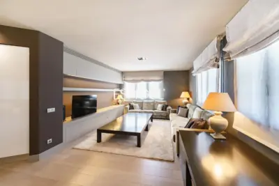 Ground floor apartment with pool in Parc Central, Sant Cugat del Vallès