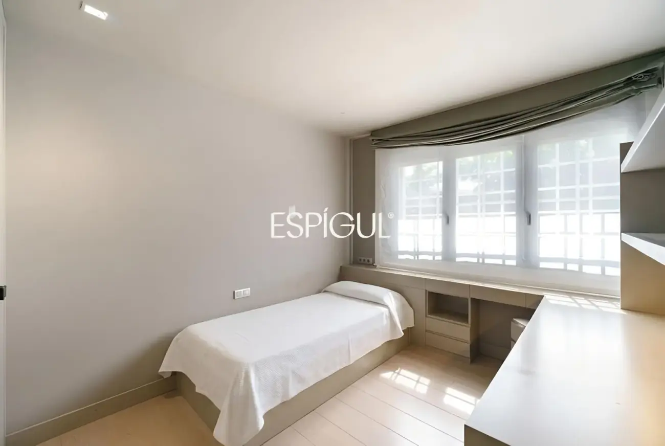 Ground floor apartment with pool in Parc Central, Sant Cugat del Vallès
