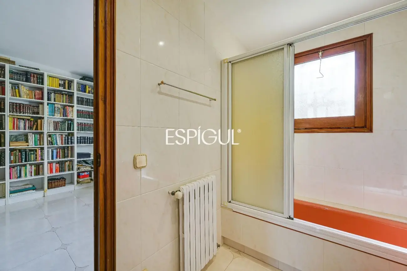 Villa con vistas al Massís de l’Ardenya-Cadiretes