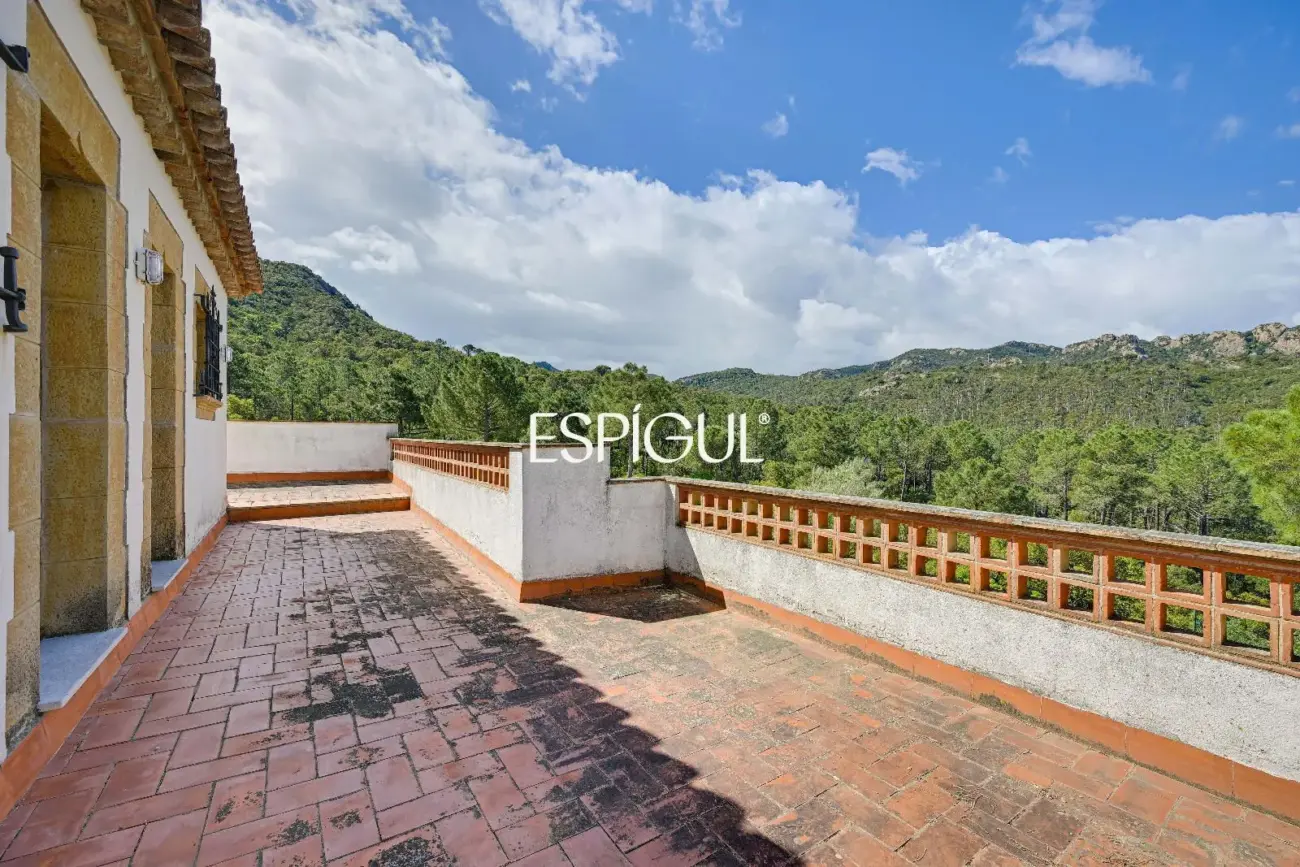 Villa con vistas al Massís de l’Ardenya-Cadiretes