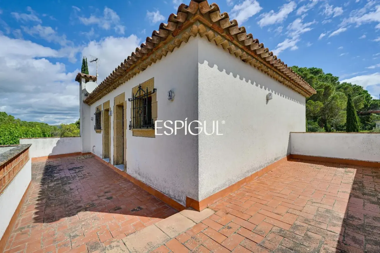 Villa con vistas al Massís de l’Ardenya-Cadiretes