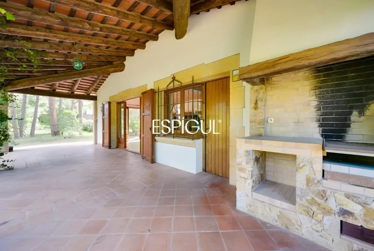 Villa con vistas al Massís de l’Ardenya-Cadiretes