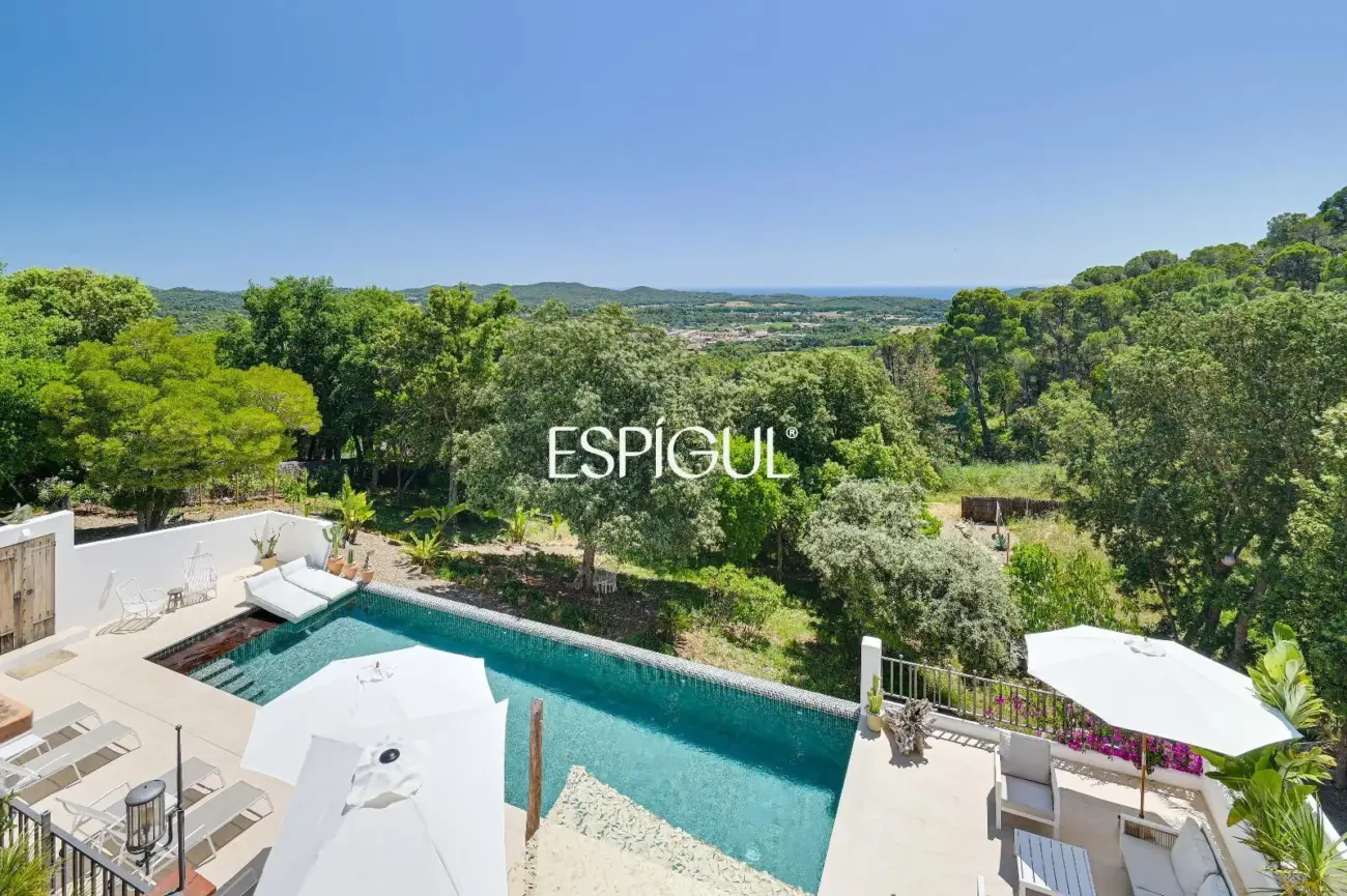 Villa en Costa Brava con Piscina Resort
