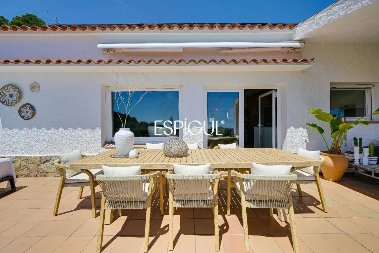 Villa en Costa Brava con Piscina Resort