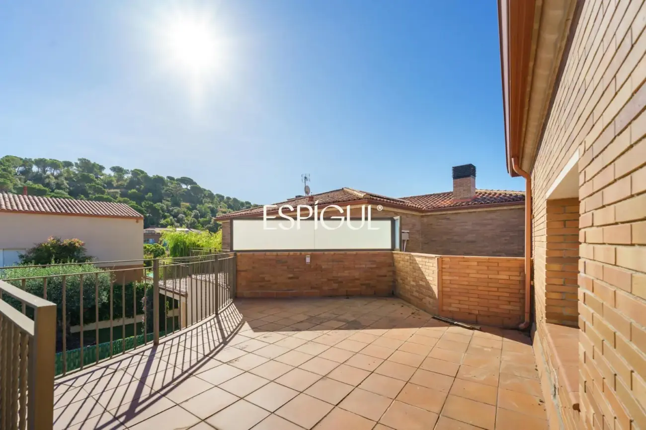 Fully renovated house with a pool in Canet de Mar