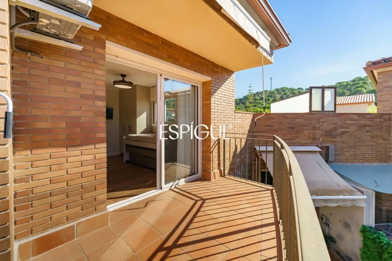 Fully renovated house with a pool in Canet de Mar