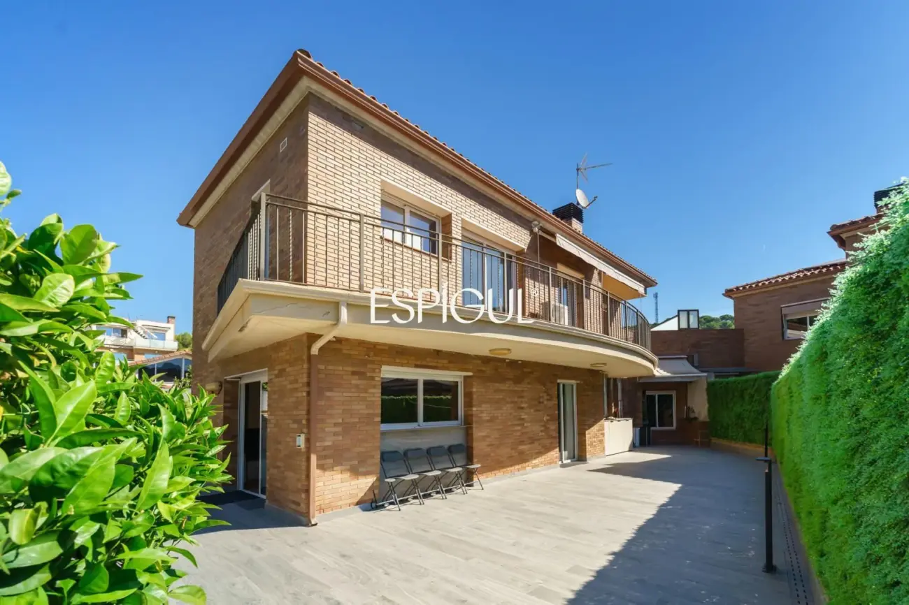 Fully renovated house with a pool in Canet de Mar