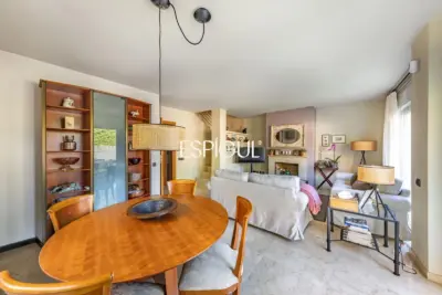 Casa pareada esquinera en Mirasol, Sant Cugat del Vallès