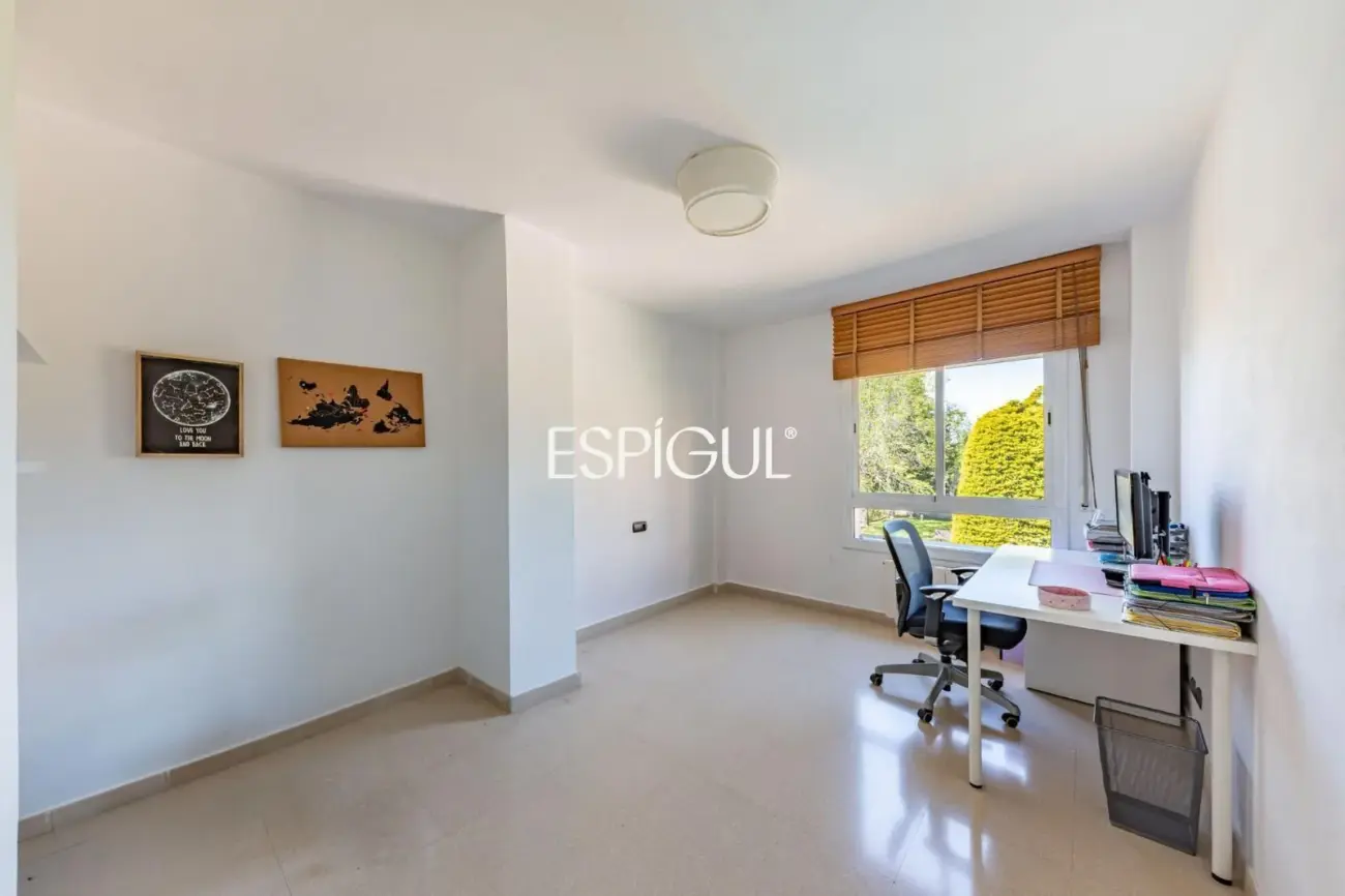 Casa pareada esquinera en Mirasol, Sant Cugat del Vallès