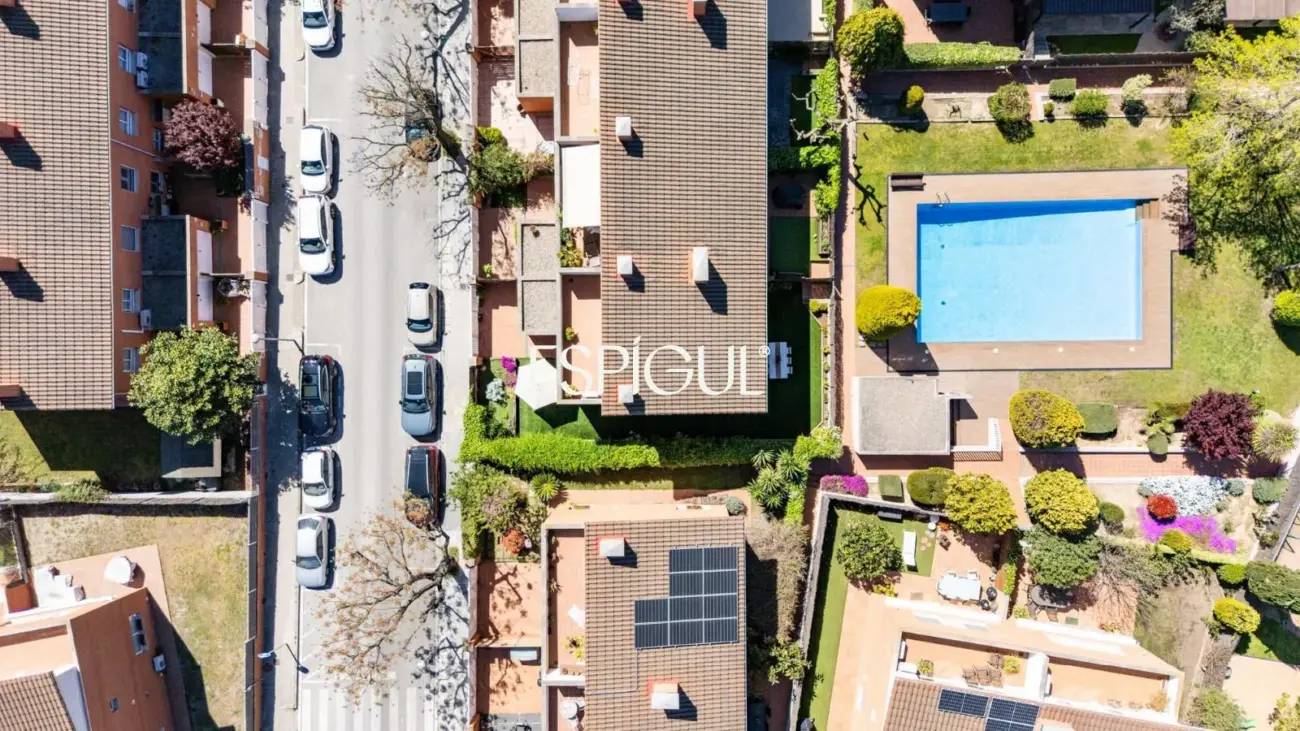 Casa pareada esquinera en Mirasol, Sant Cugat del Vallès