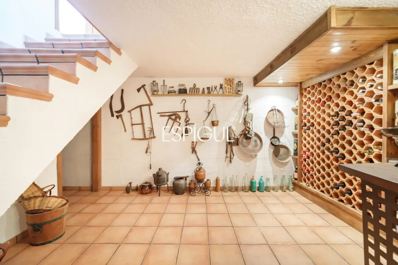 Encantadora casa unifamilia de estilo rústico en un entorno privilegiado de Argentona