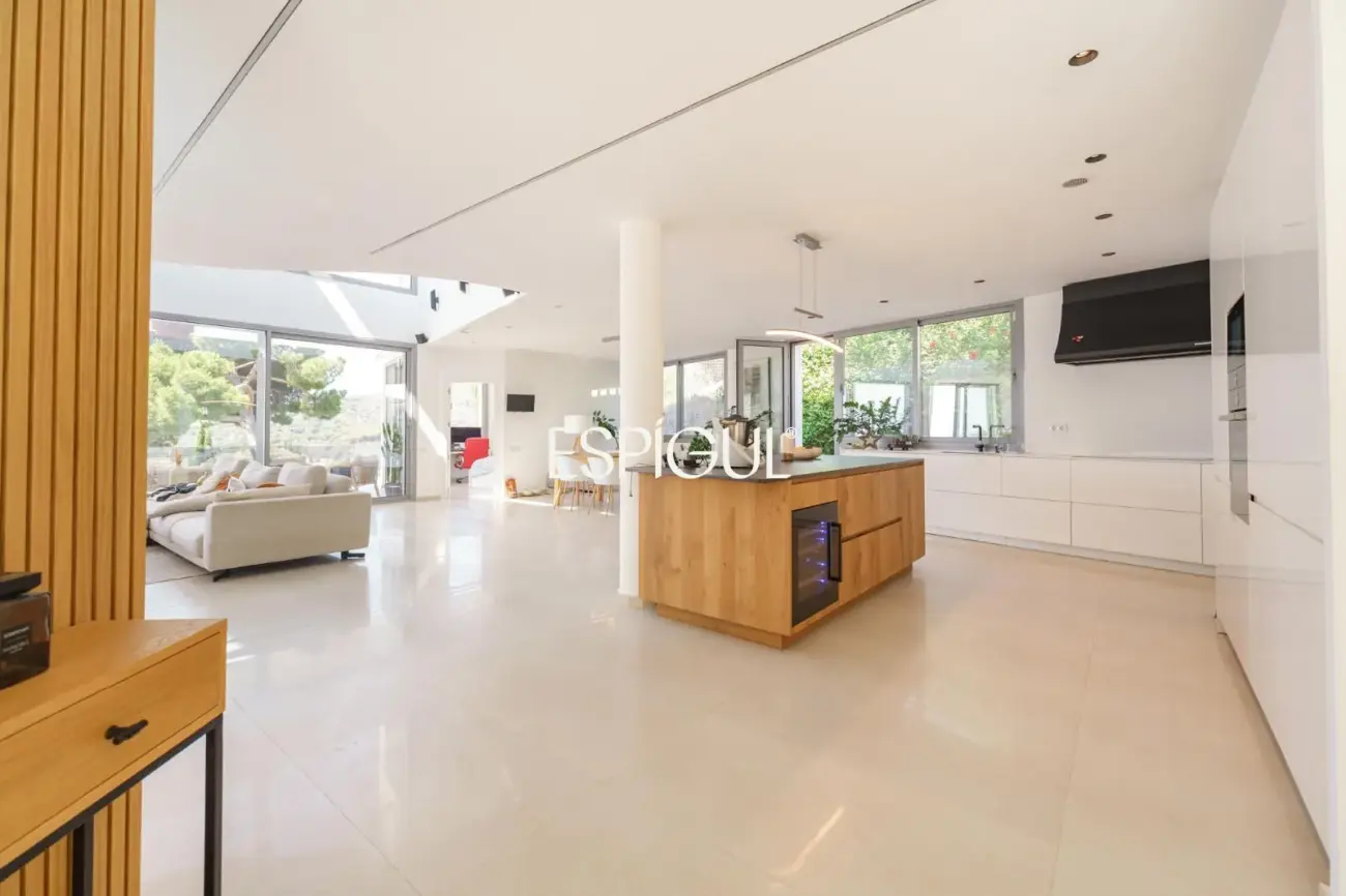 Villa de luxe exclusive avec piscine et vues spectaculaires sur la mer à Vilassar de Dalt