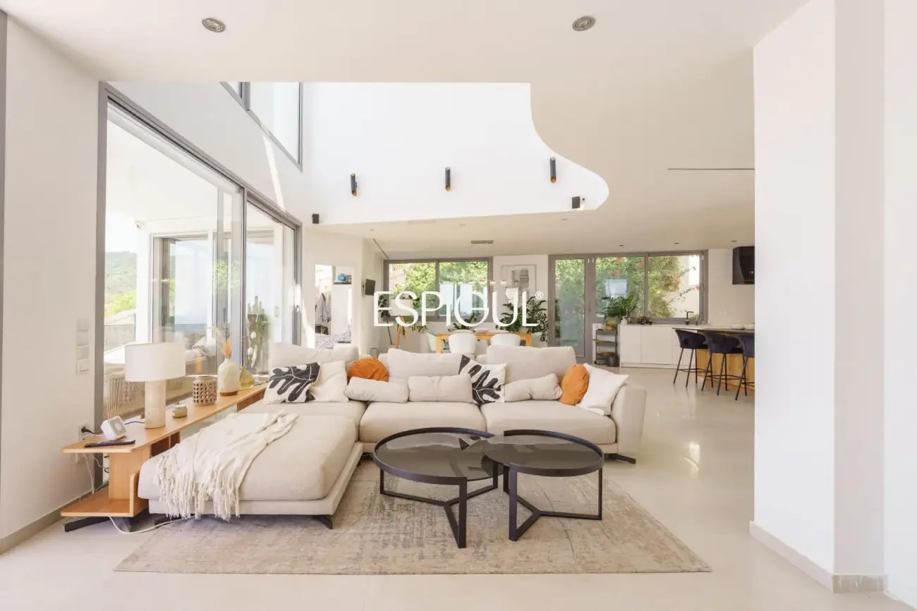 Villa de luxe exclusive avec piscine et vues spectaculaires sur la mer à Vilassar de Dalt