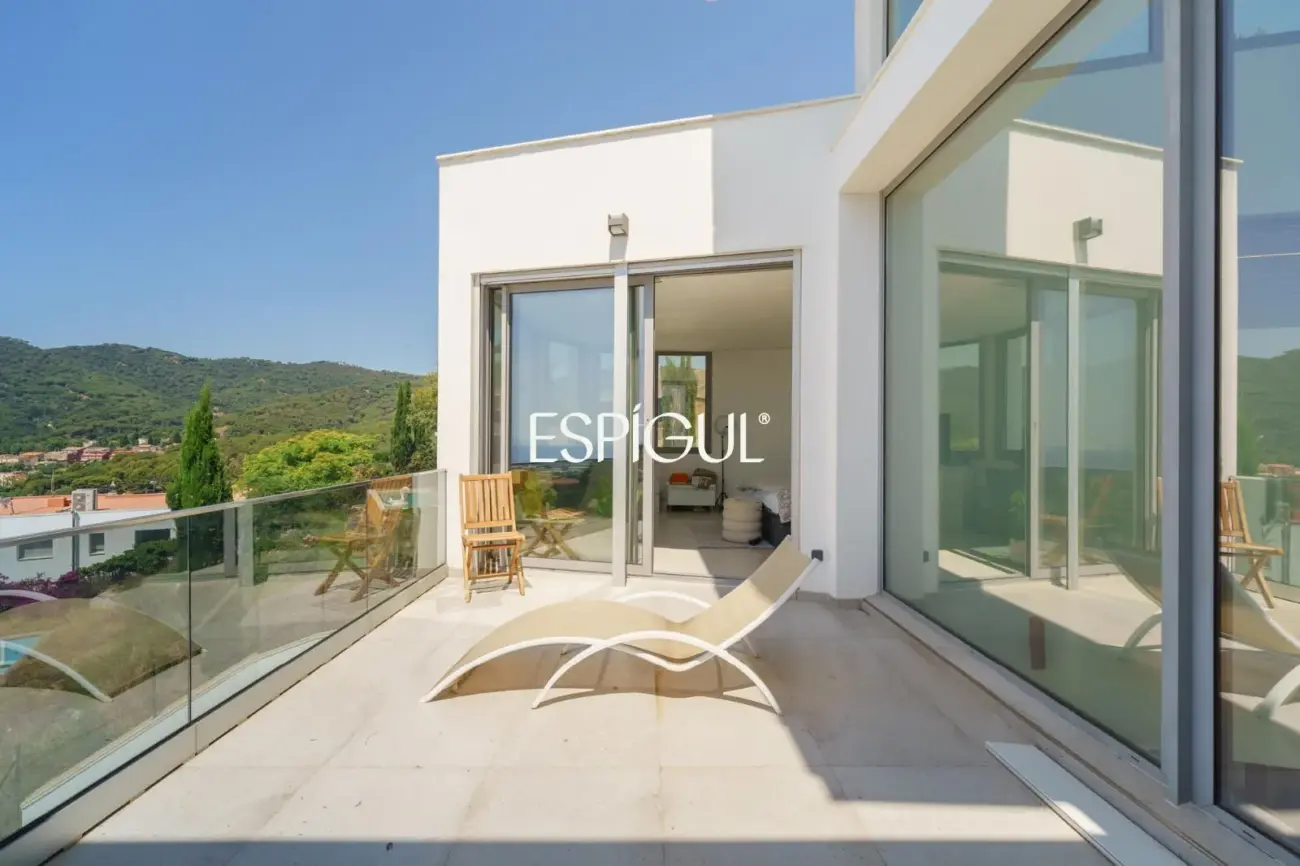 Villa de luxe exclusive avec piscine et vues spectaculaires sur la mer à Vilassar de Dalt