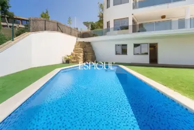 Villa de luxe exclusive avec piscine et vues spectaculaires sur la mer à Vilassar de Dalt