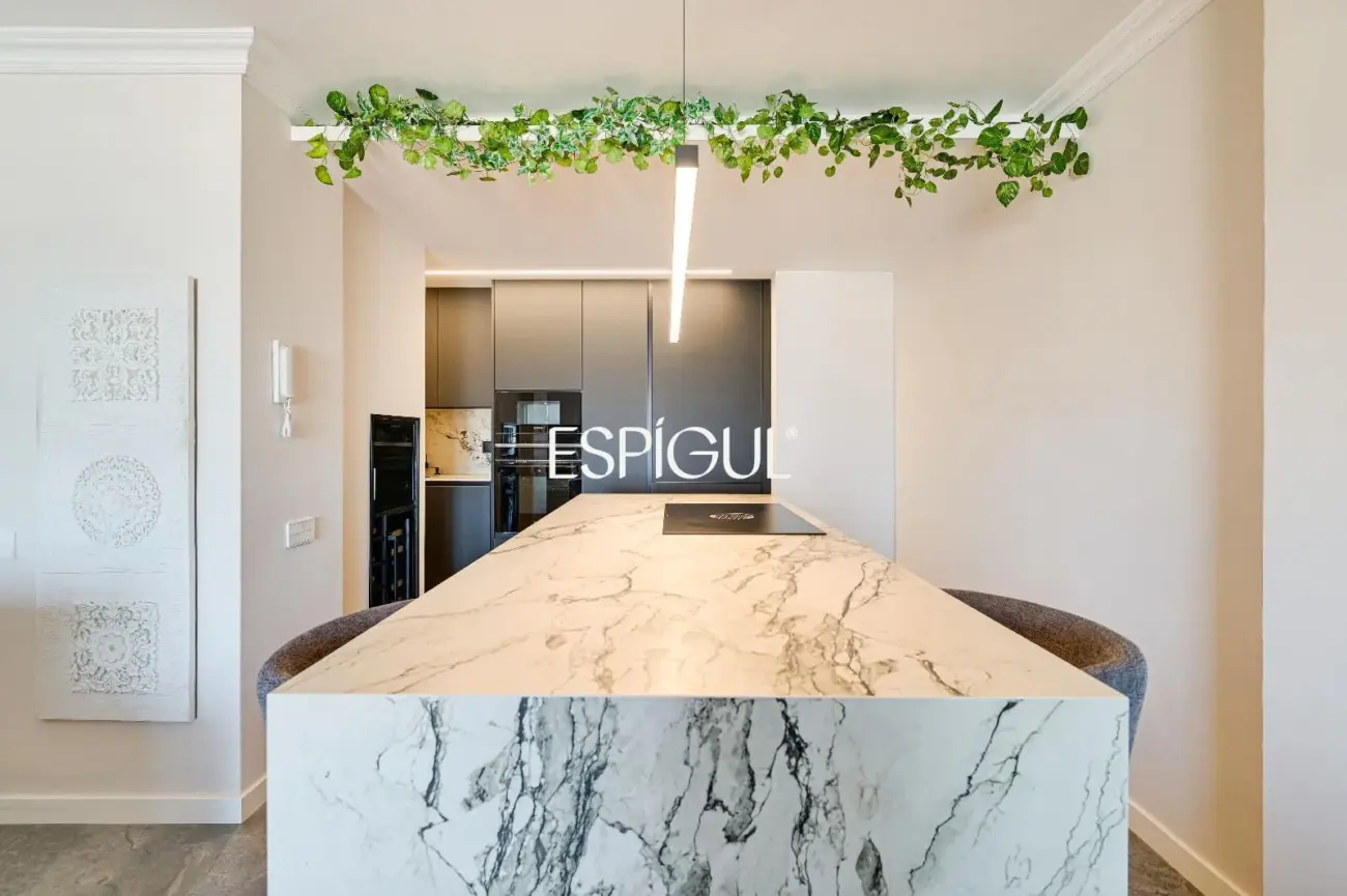 Exclusivo ático dúplex de diseño con terrazas panorámicas en la Font Verda de Granollers