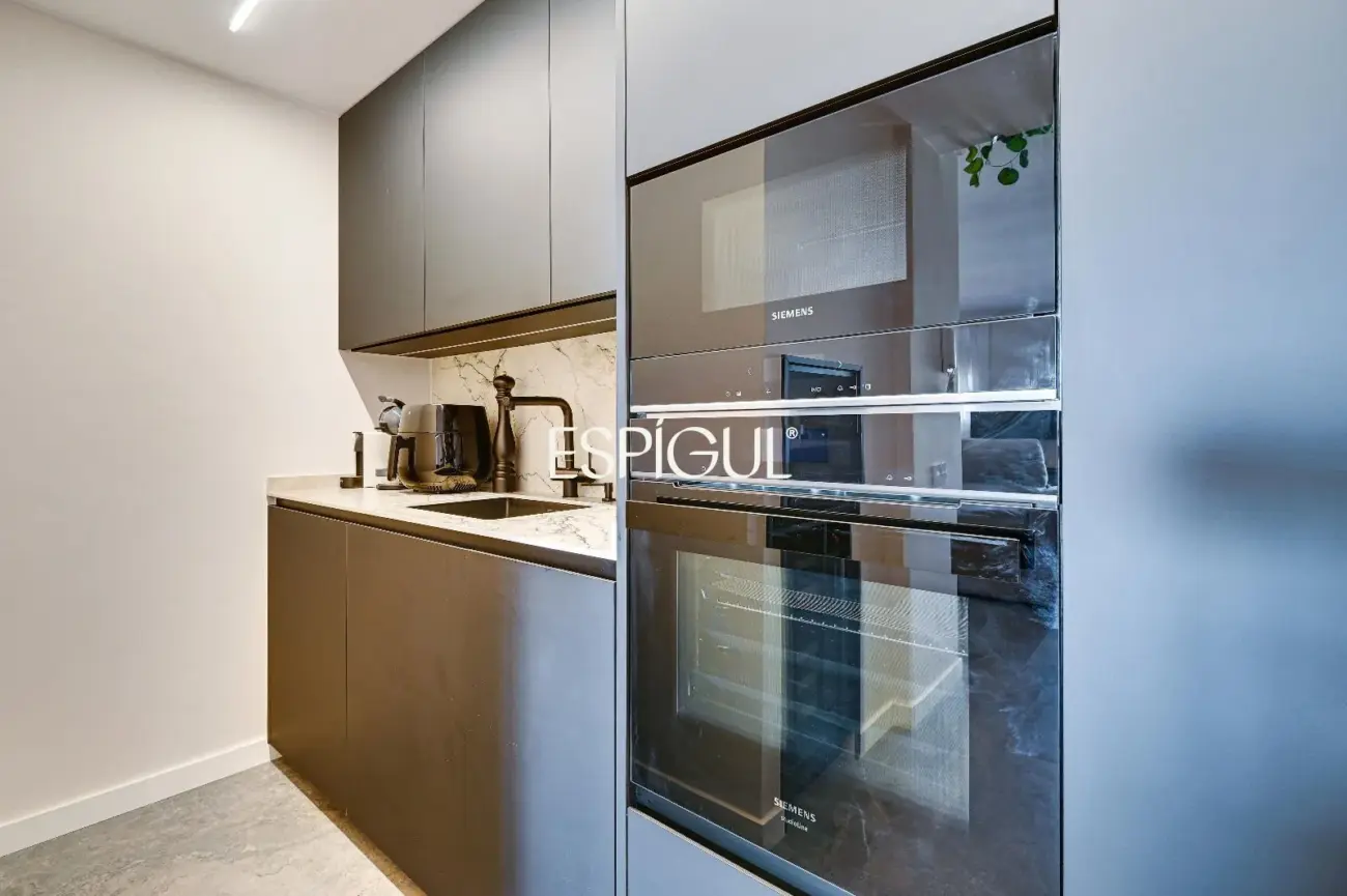 Exclusivo ático dúplex de diseño con terrazas panorámicas en la Font Verda de Granollers