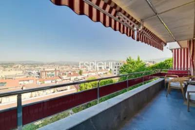 Exclusivo ático dúplex de diseño con terrazas panorámicas en la Font Verda de Granollers