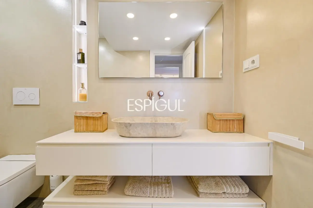 Exclusivo ático dúplex de diseño con terrazas panorámicas en la Font Verda de Granollers
