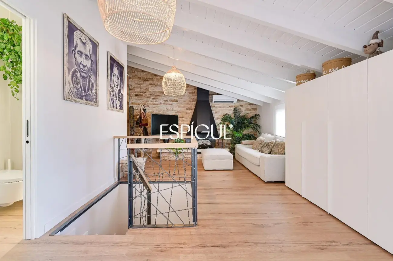 Exclusivo ático dúplex de diseño con terrazas panorámicas en la Font Verda de Granollers
