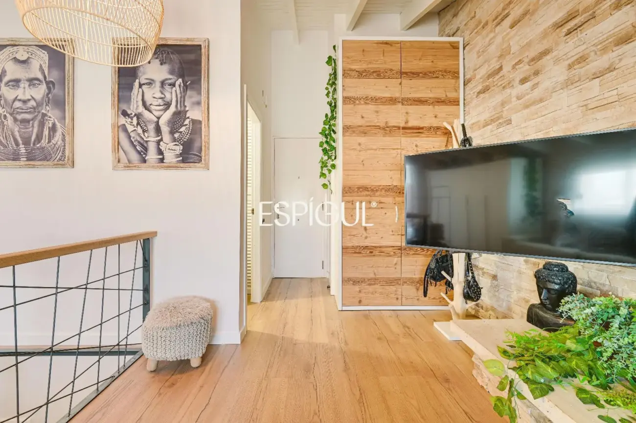 Exclusivo ático dúplex de diseño con terrazas panorámicas en la Font Verda de Granollers