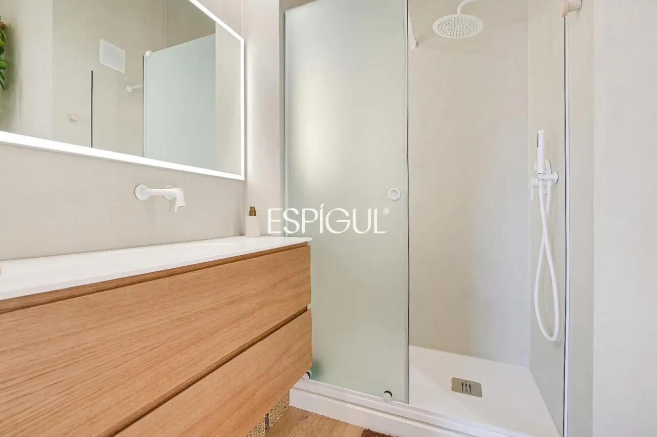 Exclusivo ático dúplex de diseño con terrazas panorámicas en la Font Verda de Granollers