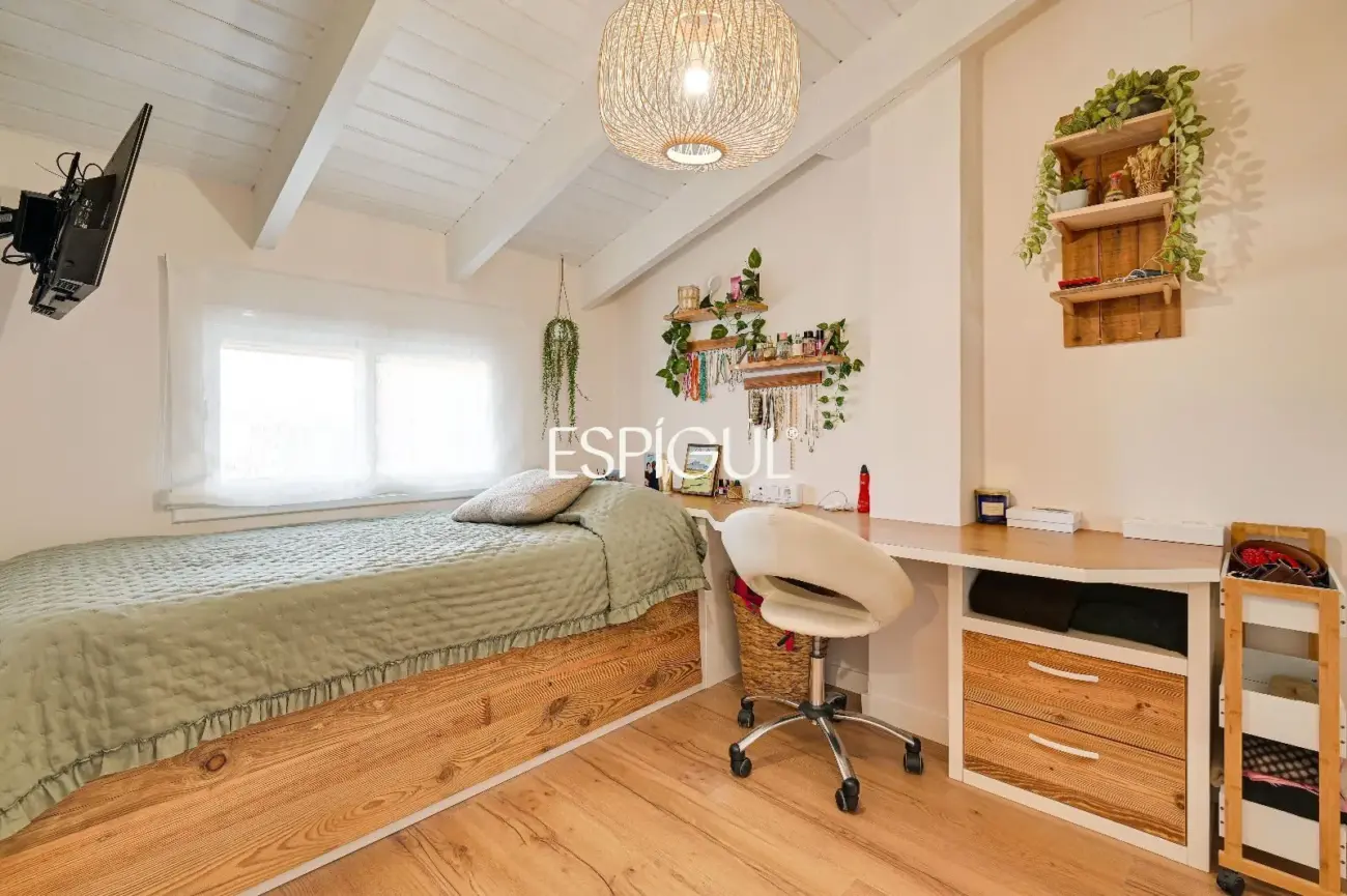 Exclusivo ático dúplex de diseño con terrazas panorámicas en la Font Verda de Granollers