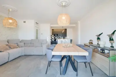 Exclusivo ático dúplex de diseño con terrazas panorámicas en la Font Verda de Granollers