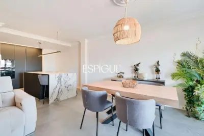 Exclusivo ático dúplex de diseño con terrazas panorámicas en la Font Verda de Granollers