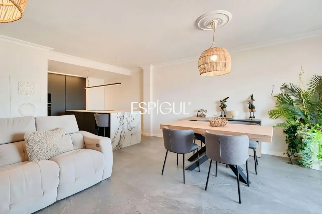 Exclusivo ático dúplex de diseño con terrazas panorámicas en la Font Verda de Granollers