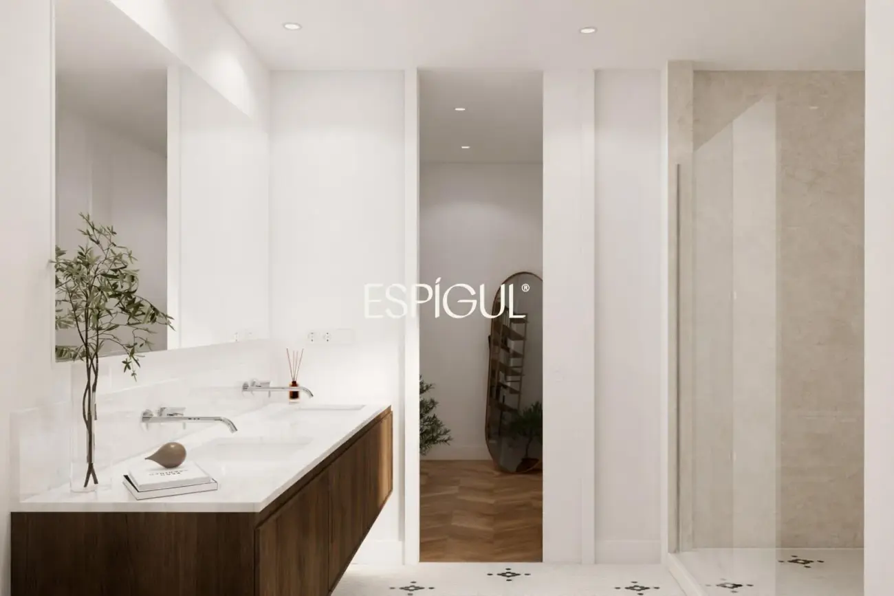 Exclusive renovated apartment for sale on Rosselló Street, Dreta de l’Eixample