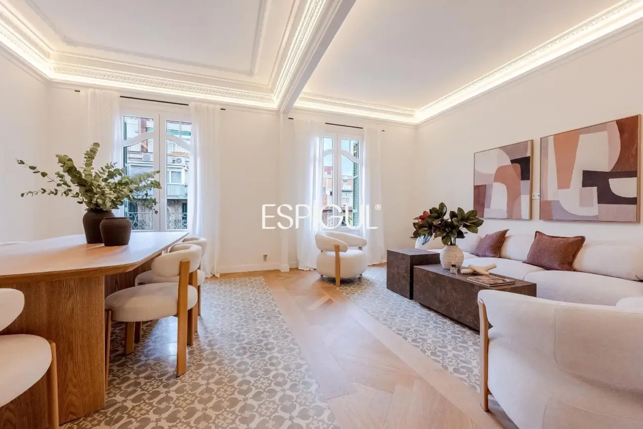 Exclusivo piso en venta reformado en Calle Rosselló, la Dreta de l’Eixample