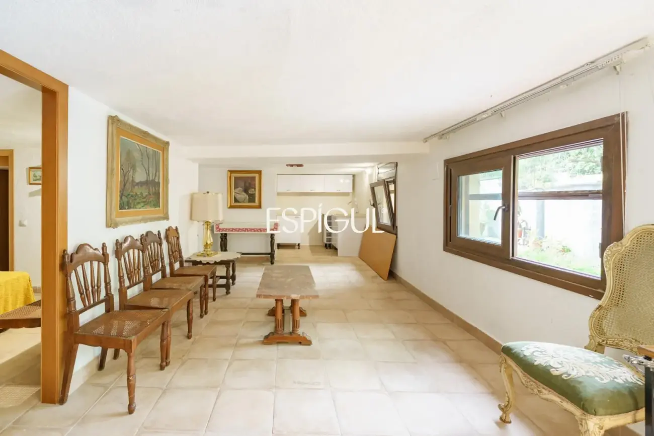 Stunning house for sale with a private pool in Valldoreix, Sant Cugat del Vallès