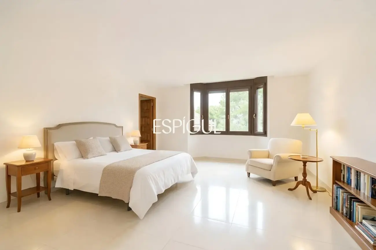 Stunning house for sale with a private pool in Valldoreix, Sant Cugat del Vallès