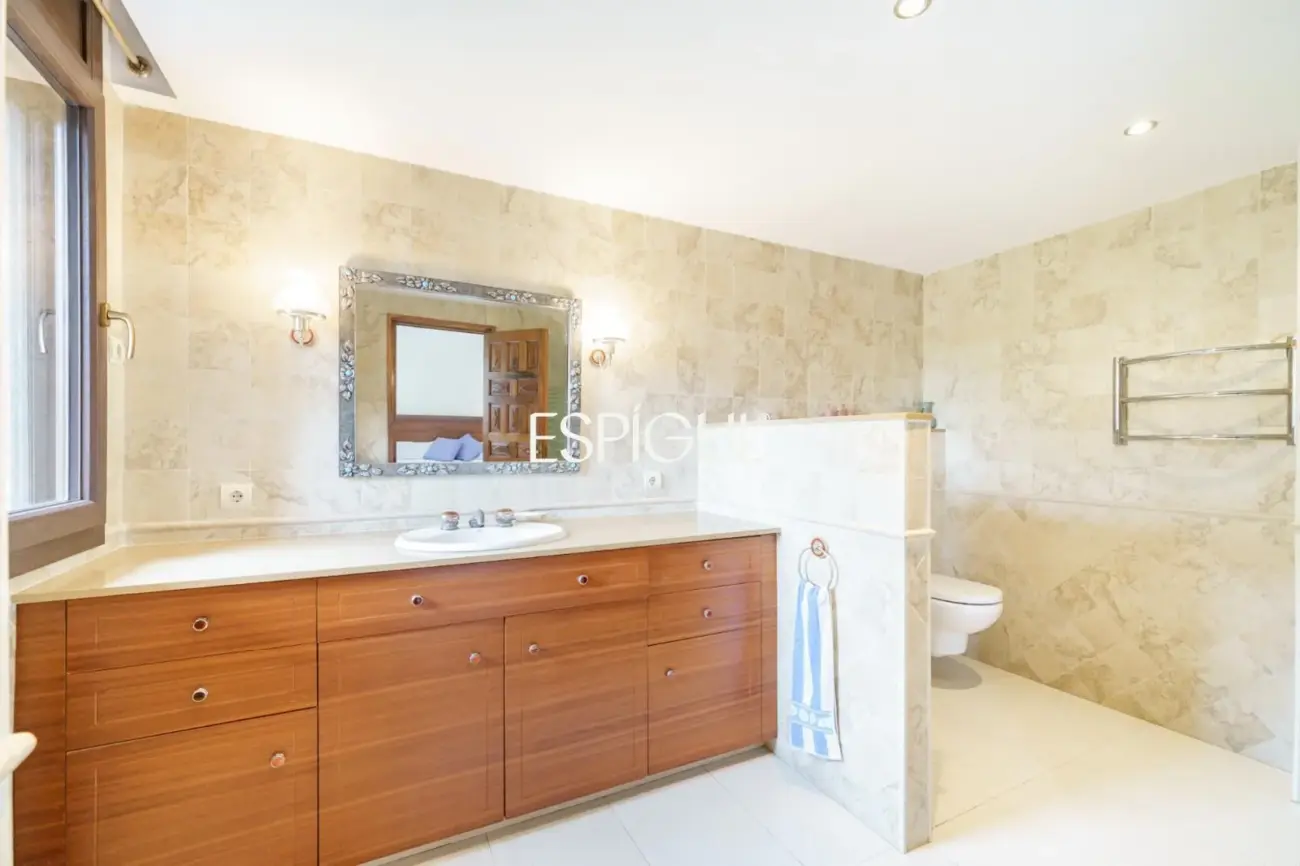 Stunning house for sale with a private pool in Valldoreix, Sant Cugat del Vallès