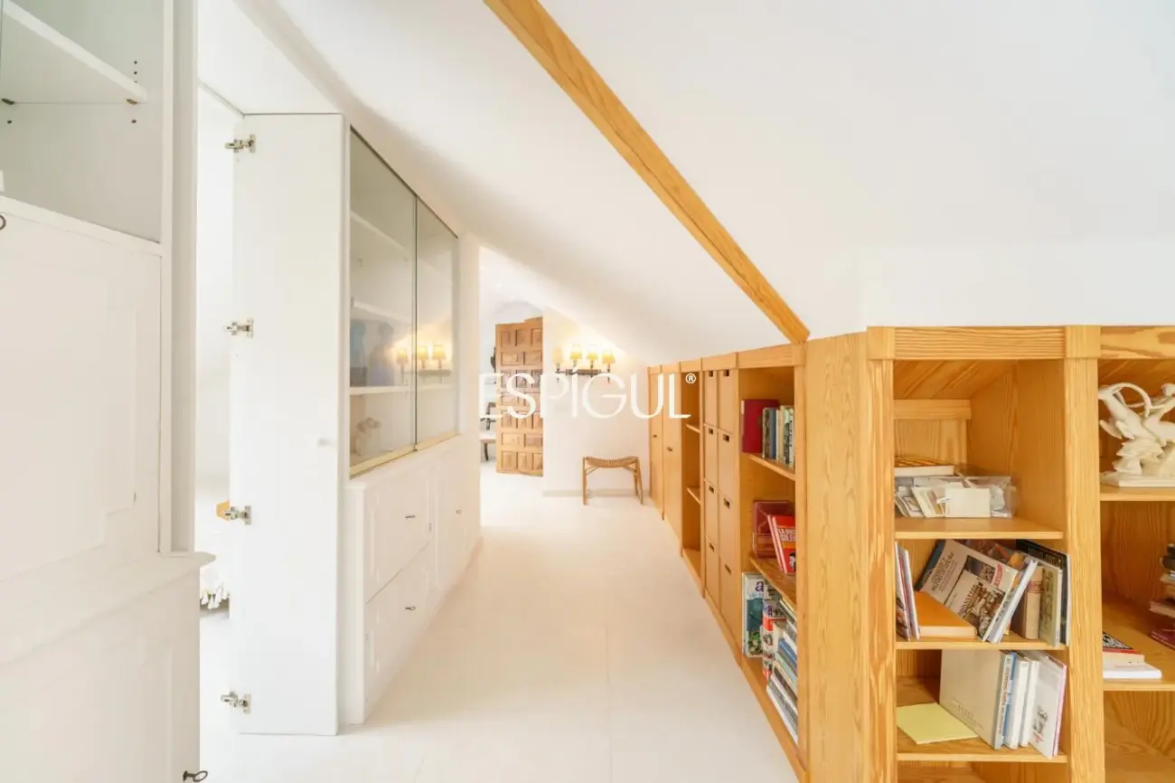 Stunning house for sale with a private pool in Valldoreix, Sant Cugat del Vallès
