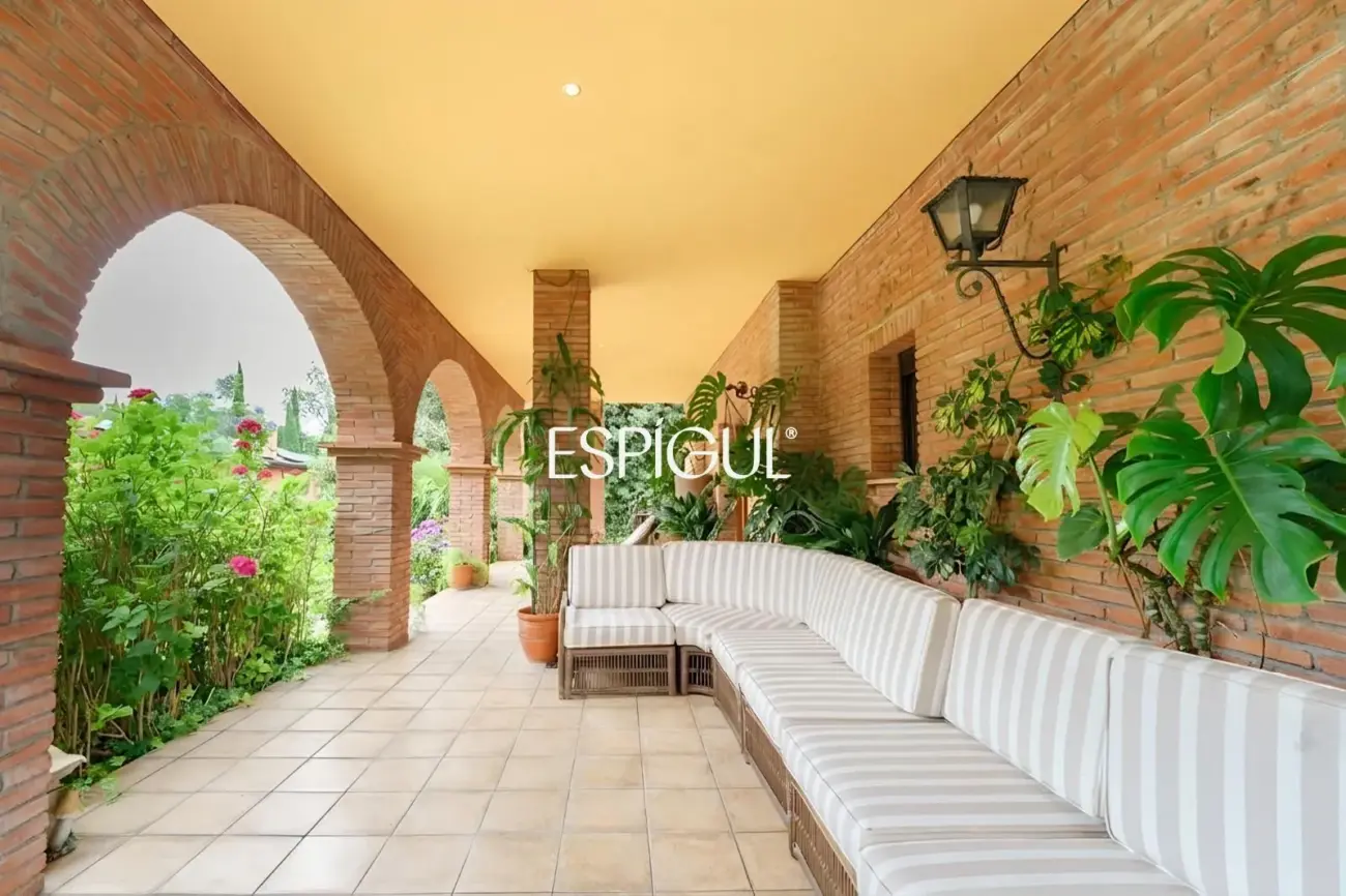 Stunning house for sale with a private pool in Valldoreix, Sant Cugat del Vallès