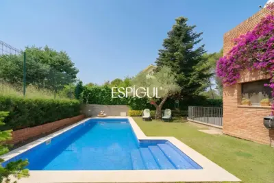 Stunning house for sale with a private pool in Valldoreix, Sant Cugat del Vallès