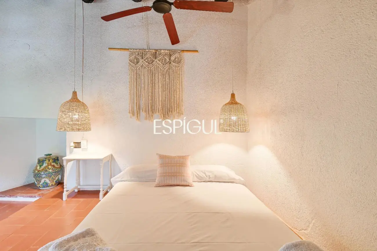 Masia catalana del segle XVIII amb llicència turística