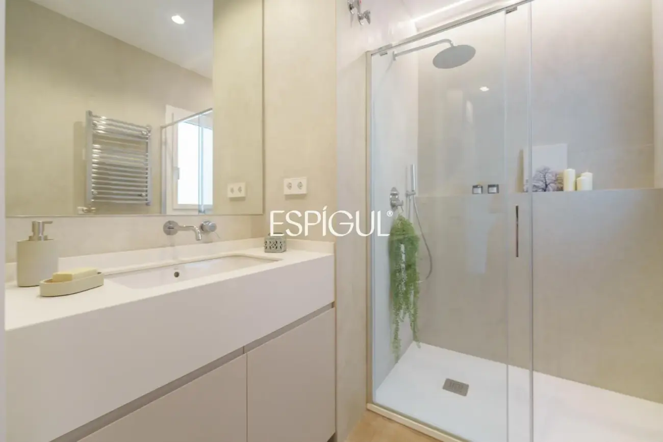 Renovated apartment for sale in Quadrat d’Or, Eixample Dret