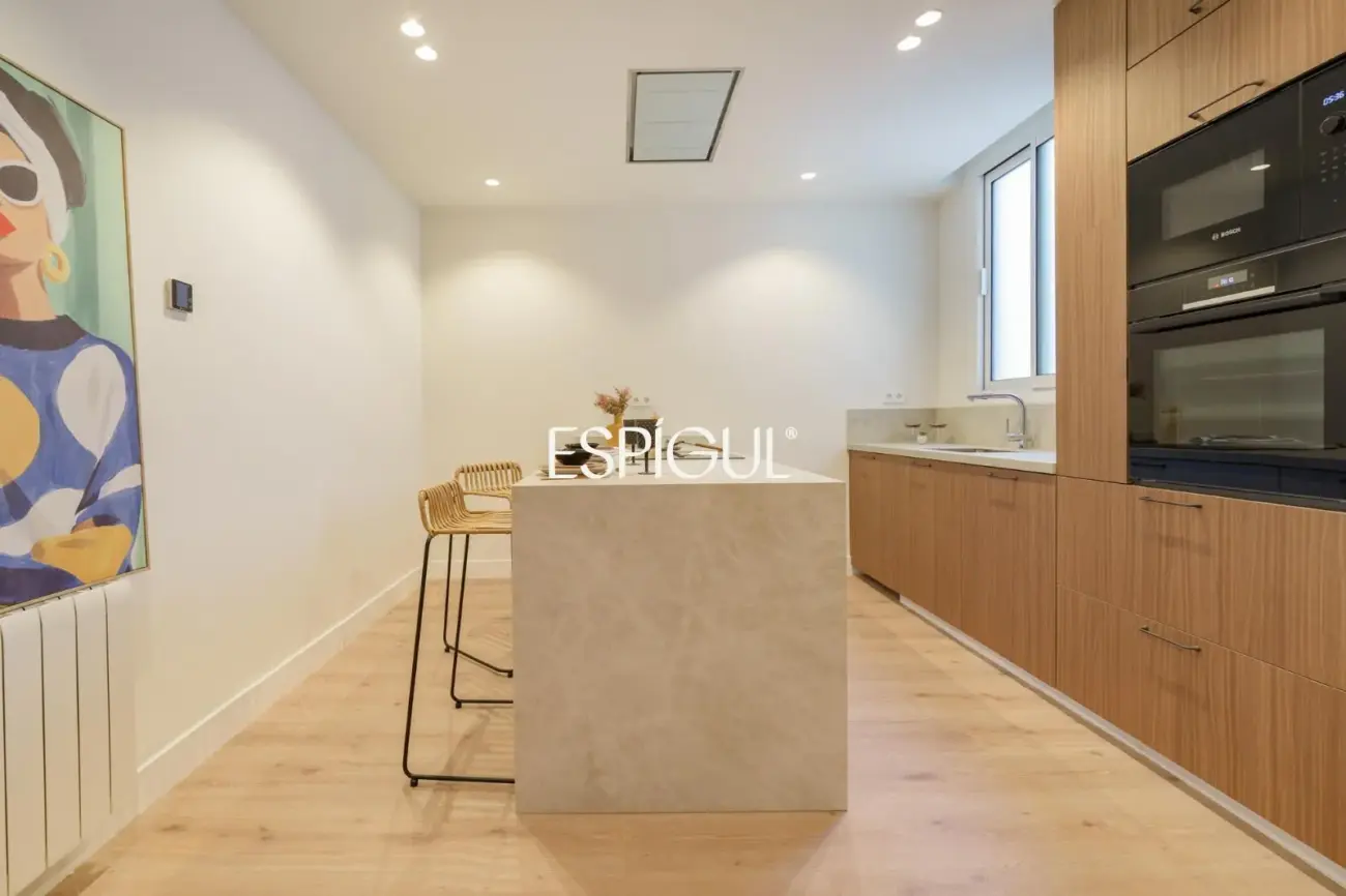Renovated apartment for sale in Quadrat d’Or, Eixample Dret