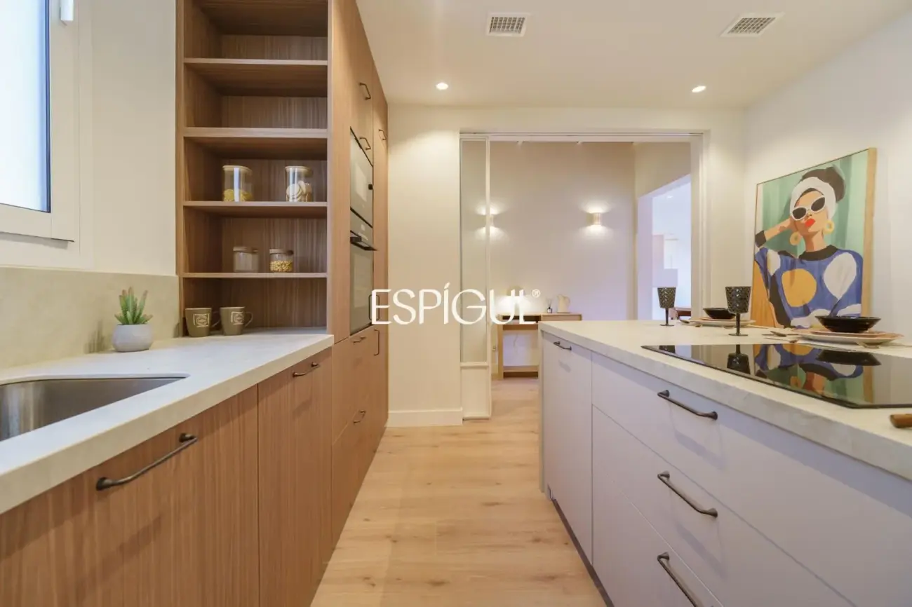 Renovated apartment for sale in Quadrat d’Or, Eixample Dret