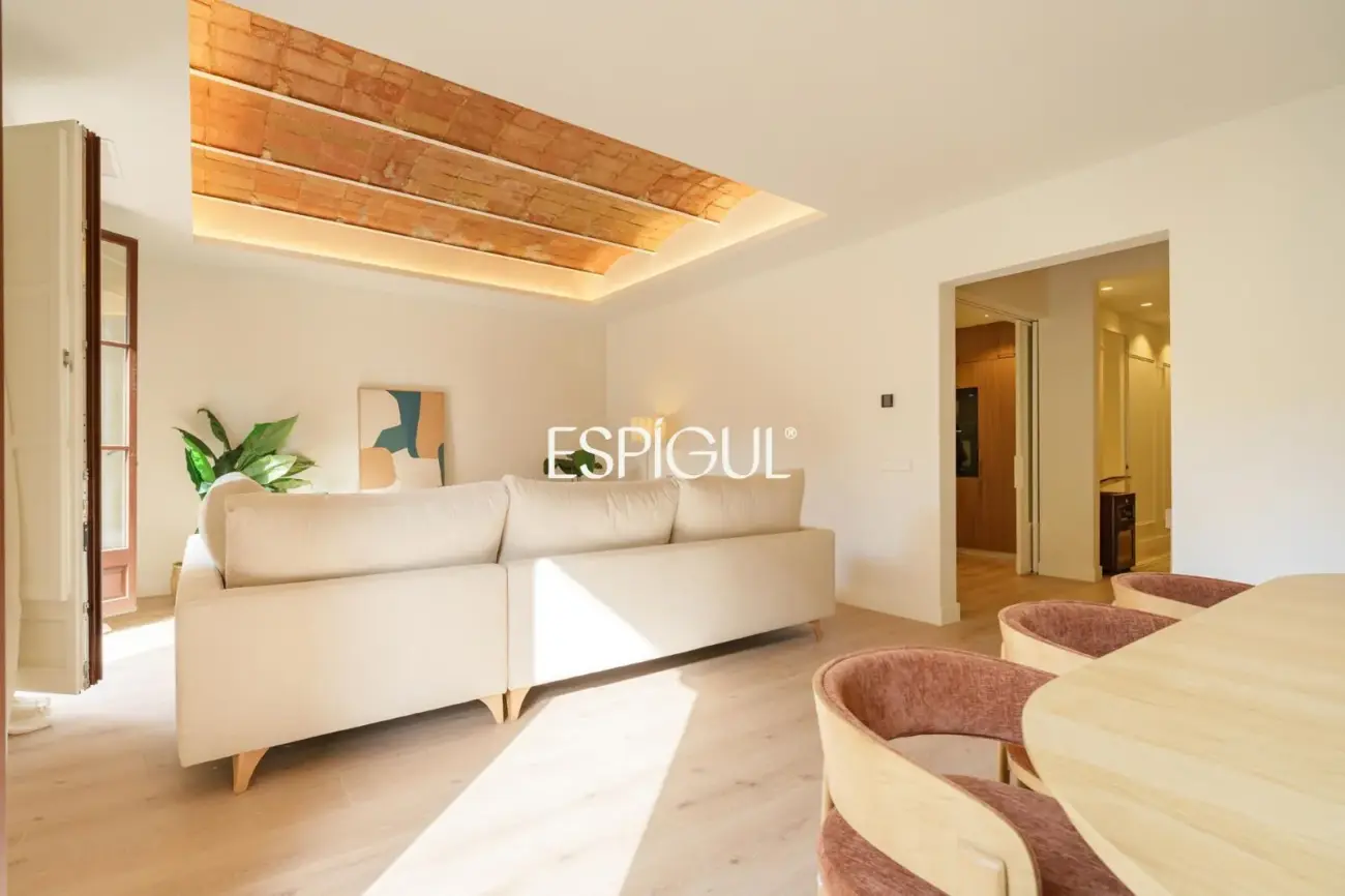 Renovated apartment for sale in Quadrat d’Or, Eixample Dret