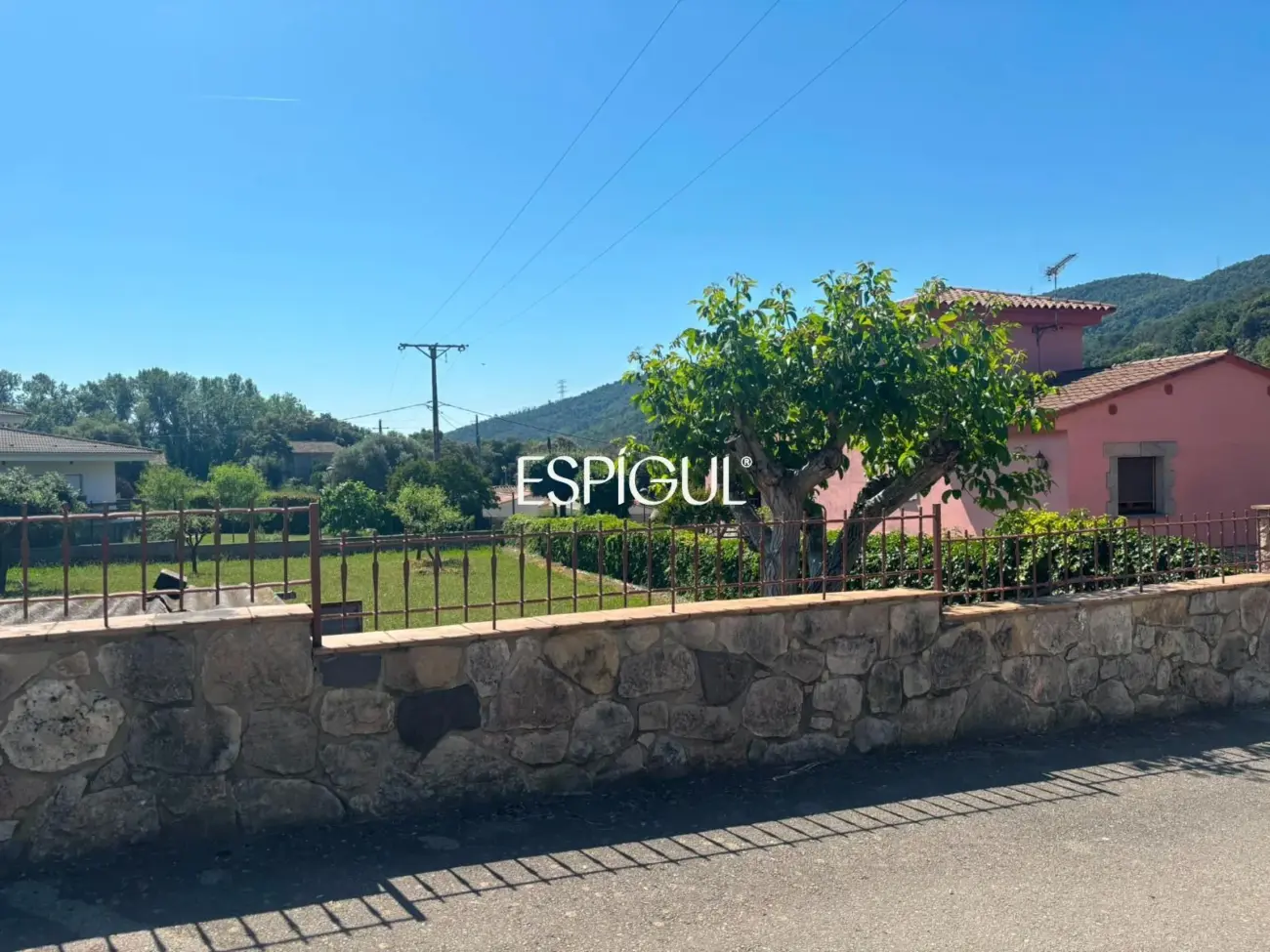 Baugrundstück in Llorà