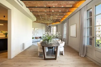 Piso exclusivo en venta en Gran Via de les Corts Catalanes, Eixample Dret