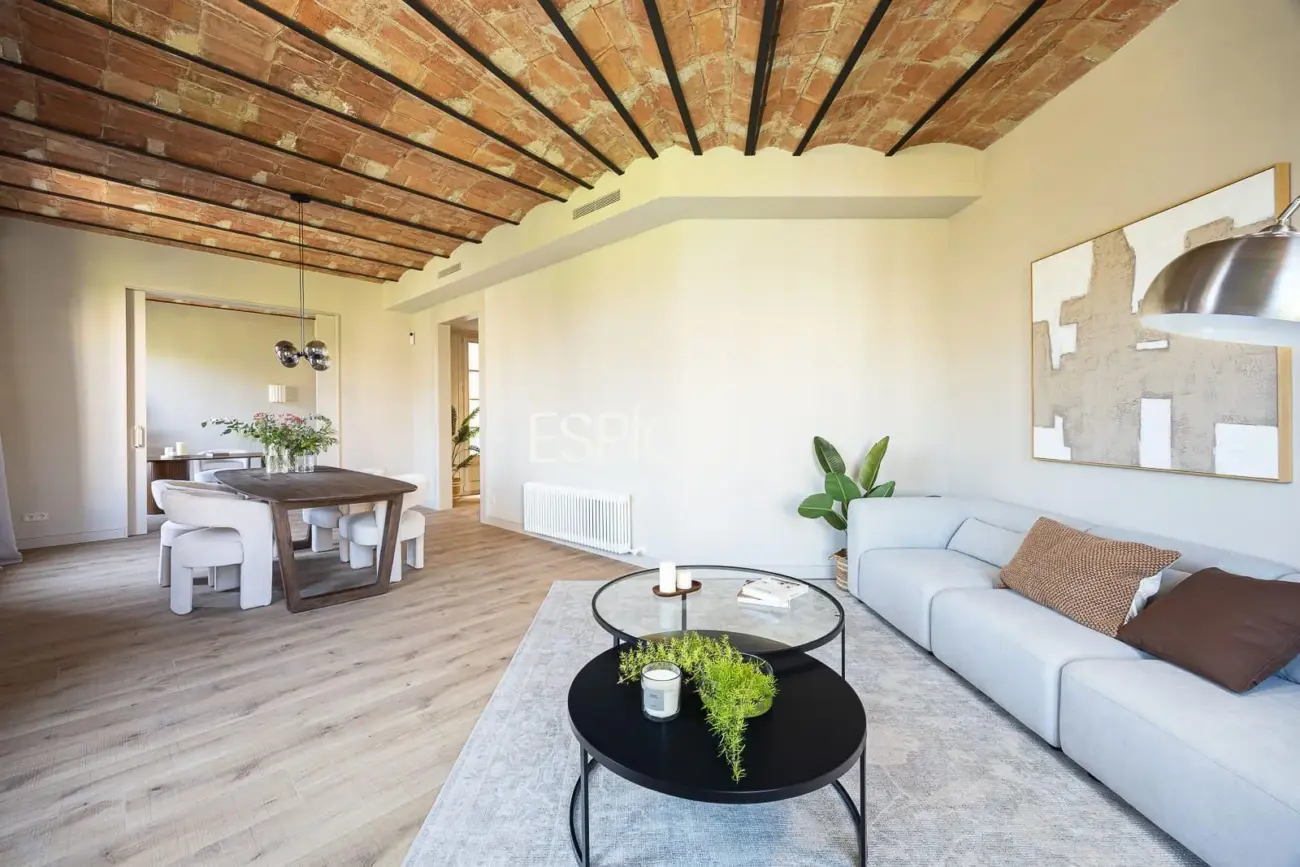Piso exclusivo en venta en Gran Via de les Corts Catalanes, Eixample Dret
