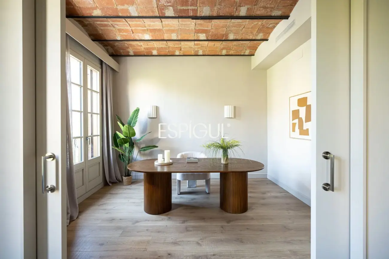 Piso exclusivo en venta en Gran Via de les Corts Catalanes, Eixample Dret