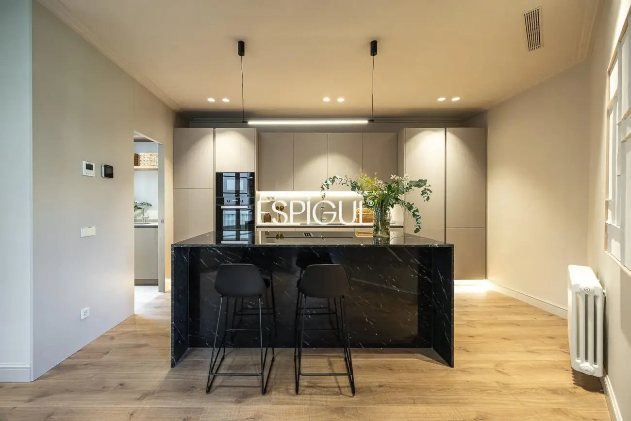 Piso exclusivo en venta en Gran Via de les Corts Catalanes, Eixample Dret