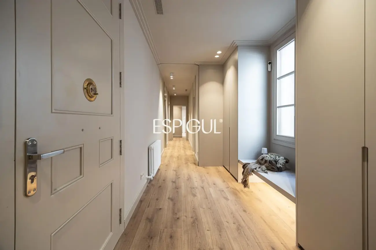 Piso exclusivo en venta en Gran Via de les Corts Catalanes, Eixample Dret